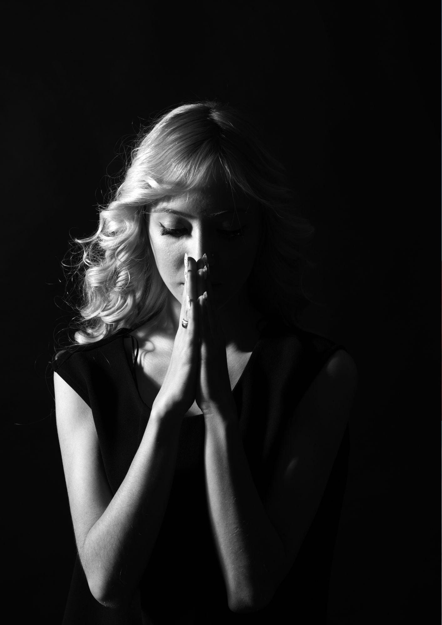 Black & White Beauty Faces – Vol. 1